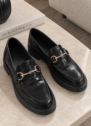 Туфлі лофери фірми h&m 35 розмір