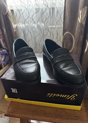 Жіночі лофери clarks 2