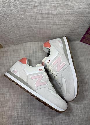 Оригінальні кросівки new balance 8