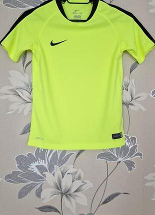 Футболка  nike салатова