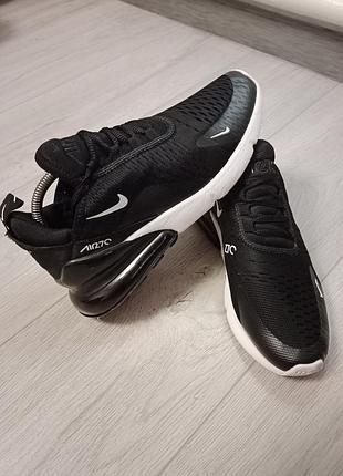 Кроссовки nike 4