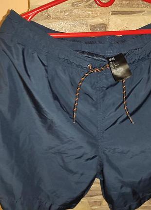 Стильні чоловічі пляжні шорти (плавки) від бренду h&m у темно-синьому кольорі.л-хл
