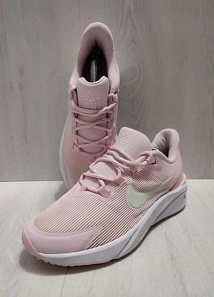 Кросівки nike 37,5- устілка 24 см