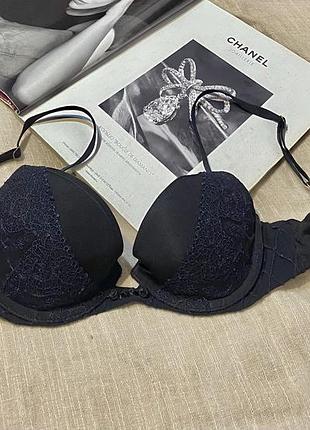 Triumph крутой бюст качественного бренда