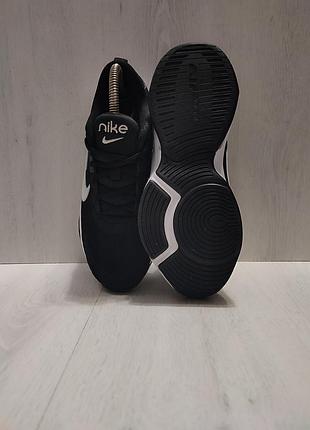Кроссовки nike 39- стелька 25 см 2