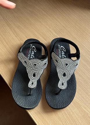 Сандалі вʼєтнамки skechers cali 26 устілка 39-40 розмір