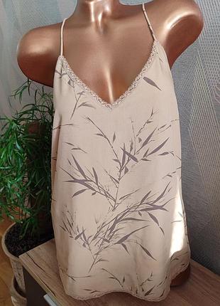 Красивая вискозная майка