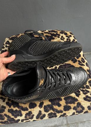 Ботинки louis vuitton. шкіра та метал. розмір 39.