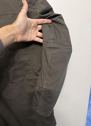 Чоловічий пуховик helly hansen 10