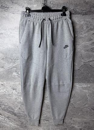 Спортивні штани nike tech fleece