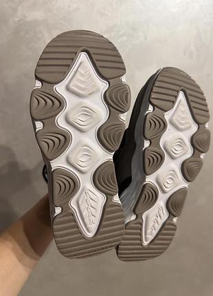 Черевики  skechers waterproof сірі 3