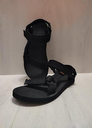 Босоножки teva 36- стелька 23 см