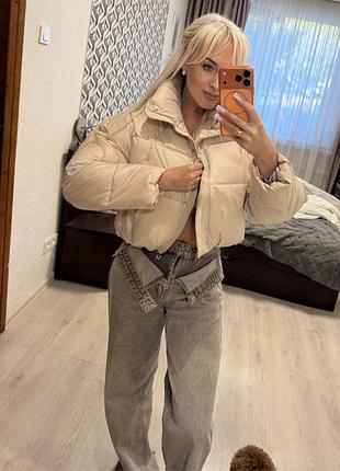 Женская зимняя куртка пуфер бежевая
