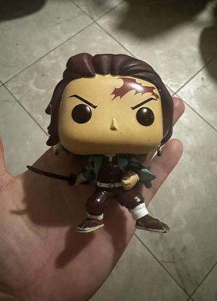 Іграшкова фігурка funko pop! колекційна фігурка tanjiro kamado