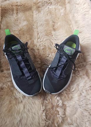 Оригинальные кроссовки nike crater impact (размер 3.5692 / 36 eur)