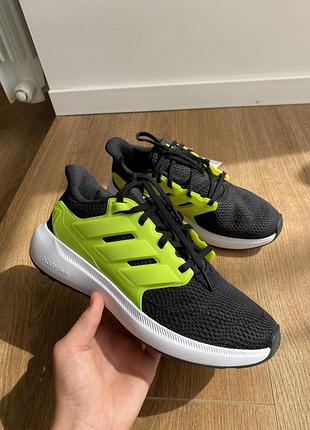 Кросівки чоловічі adidas чорні з салатовими вставками