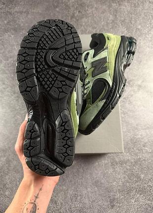 New balance 2002r gore-tex green black 5