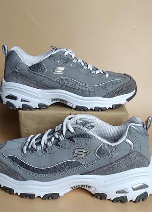 Кроссовки skechers.
размер 39 длина стельки 25,5 см.