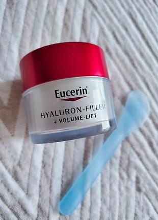 Лифтинг eucerin hyaluron-filler volume-lift дневной увлажняющий крем для лица spf 15