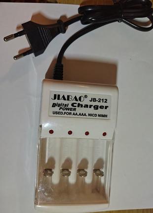 Зарядний пристрій jb-jiabao 212 для акумуляторів ni-mh ni-cd aa, aaa
