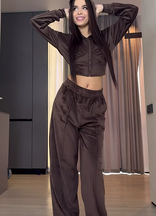 Велюровий костюм з м'яким блиском шоколадний l-xl