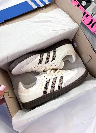Жіночі кросівки adidas samba 3