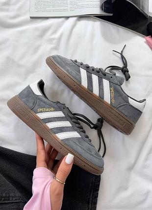 Жіночі кросівки adidas spezial