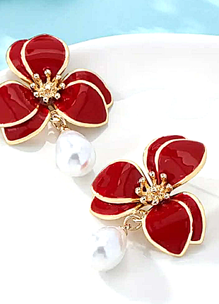 Сережки удлиненые с бусинами