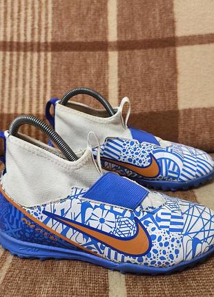 Футбольная обувь сороканижки nike mercurial