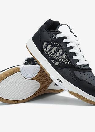Dior b27 uptown black cream gum