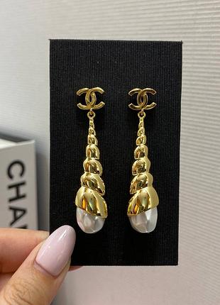 Серьги женские золотистые