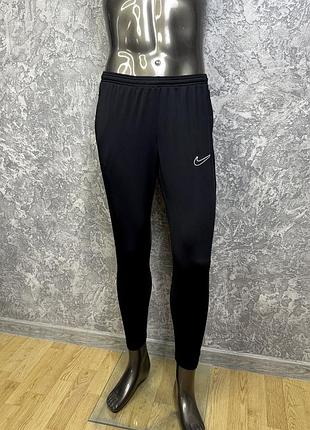 Nike dri-fit штаны m размер зауженные спортивные черные