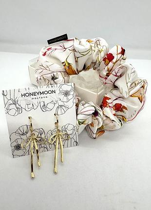 🎁 мини подарочный сет: резинка-скранч из искусственного шелка и серьги