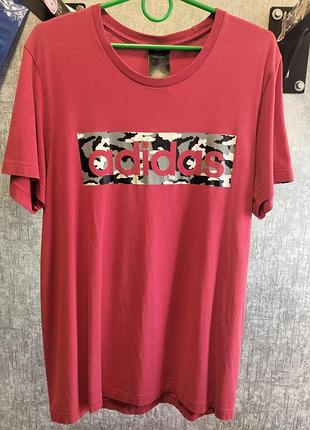 Чоловіча футболка adidas 
розмір s-m
чудового стану(як нова)
без дефектів і нюансів