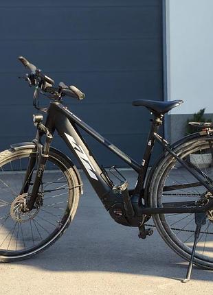 Електровелосипед ktm macina power sport
зарядний пристрій входить в вартість.