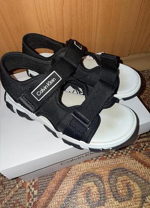 Босоніжки дитячі calvin klein jeans 8