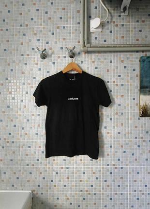 Футболка carhartt.
