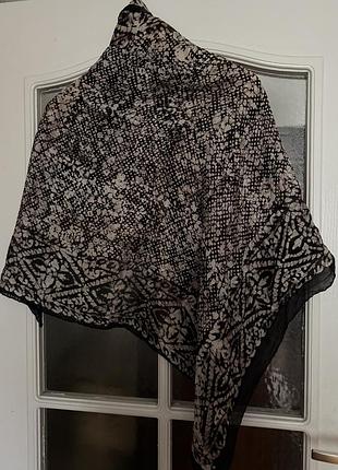 Шовкова хустка шифон в етно стилі батик / великий шовковий шарф каре 100% silk