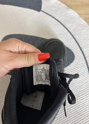 Кросівки jordan 6