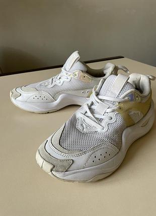 Puma rise glow кросівки пума білі шкіряні кросівки з сіточкою