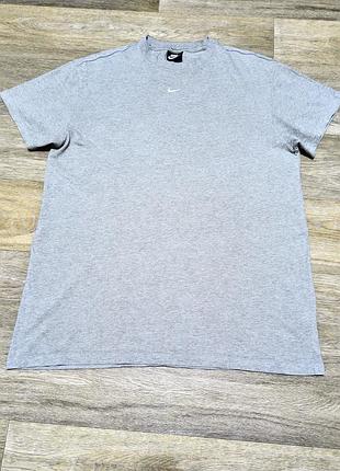 Мужская брендовая серая футболка , размер l-xl .