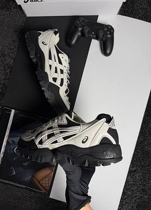 Asics gel-pickax white black