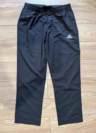 Спортивні штани adidas