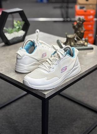 Кросівки sketchers