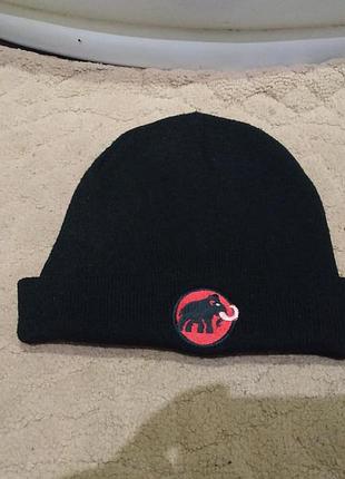Мужская шапка mammut schilthorn cap black originals