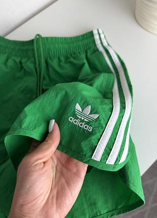 Чоловічі шорти adidas 4