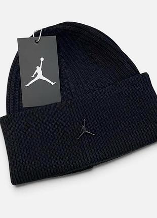 Шапка jordan чорна 2