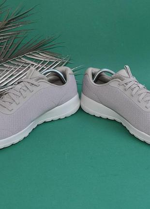 Кроссовки skechers 3