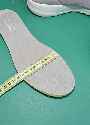 Кроссовки skechers 10