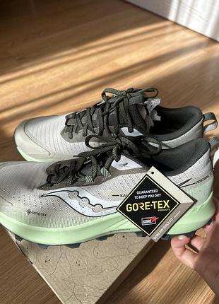 Кросівки чоловічі saucony peregrine 13 gtx водонепроникні, сірі, розмір 43 (28 см)